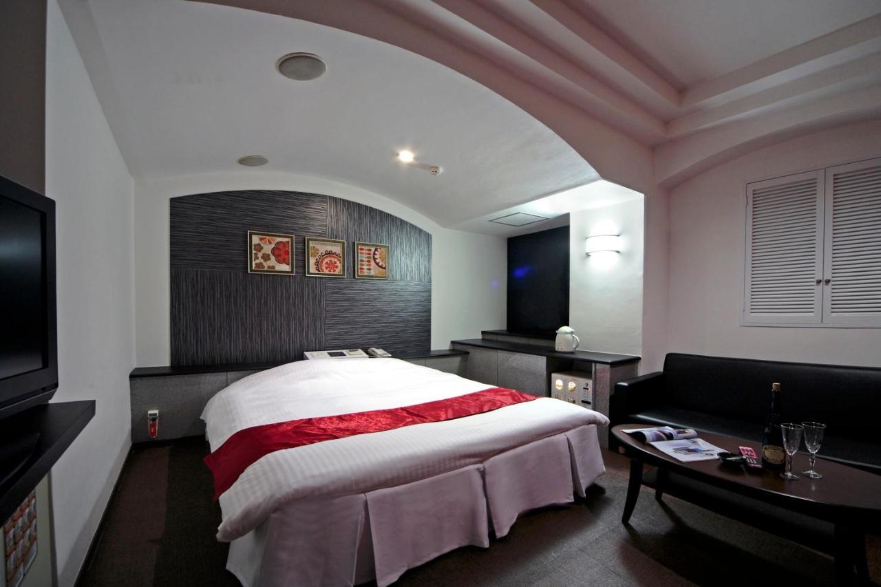 נגויה Hotel Lala Minato - Adult Only מראה חיצוני תמונה