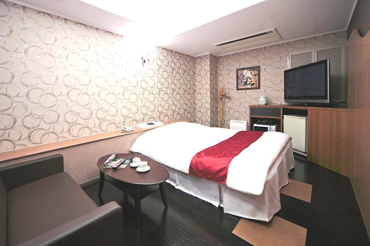 נגויה Hotel Lala Minato - Adult Only מראה חיצוני תמונה