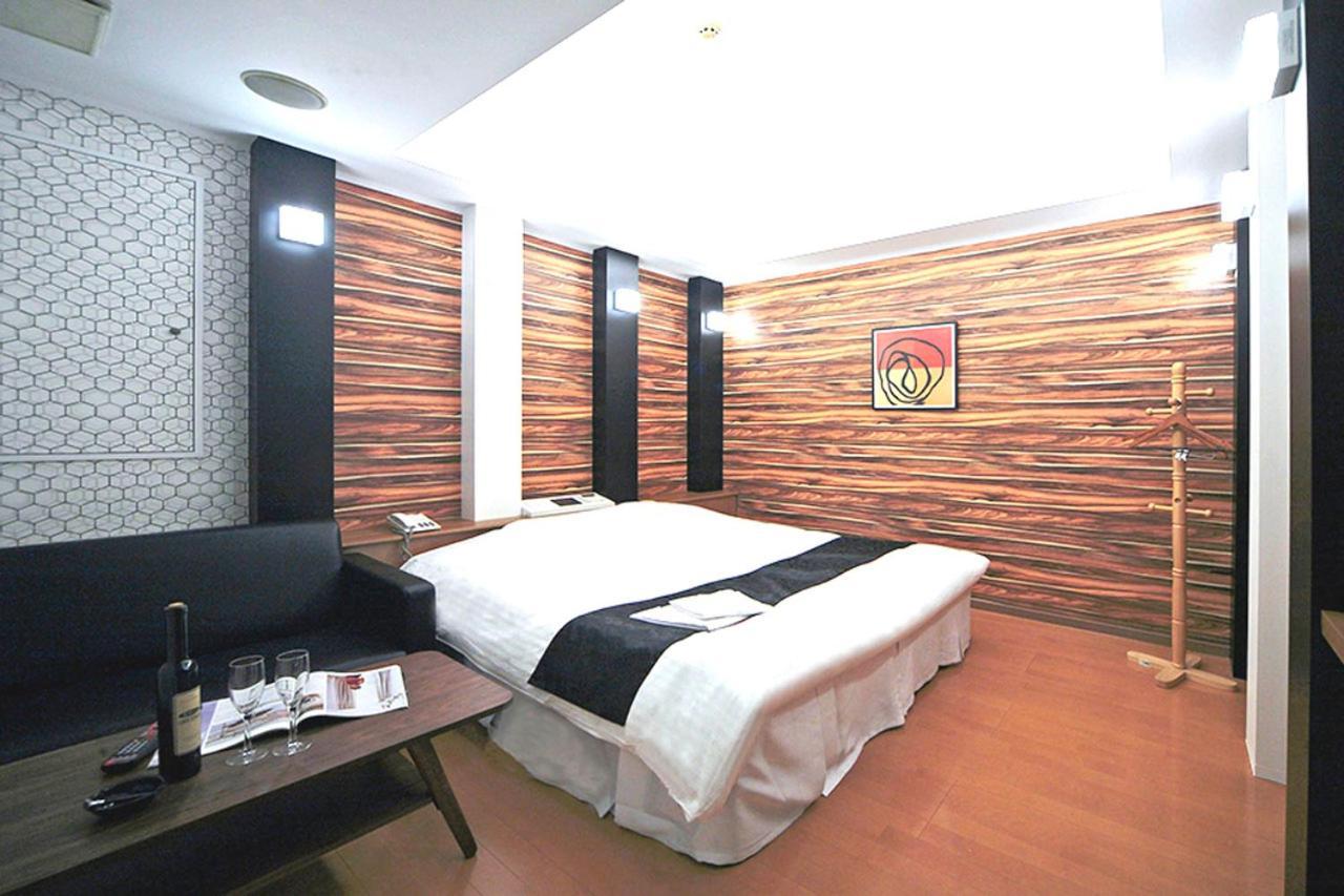 נגויה Hotel Lala Minato - Adult Only מראה חיצוני תמונה